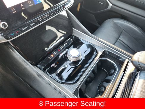 Used 2024 Jeep Wagoneer Series II w/ Flexible Seating Group AWD/4WD image 26