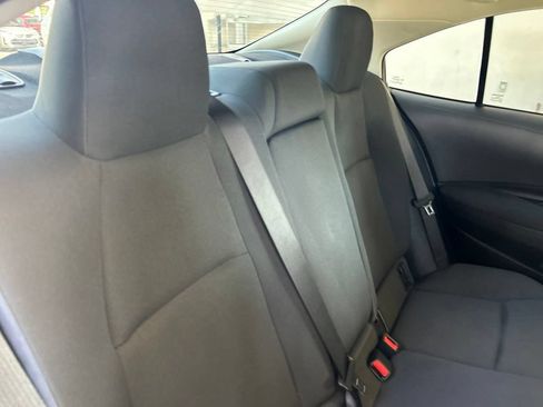 Used 2025 Toyota Corolla LE FWD image 29