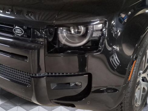 New 2026 Land Rover Defender 110 X-Dynamic SE AWD/4WD image 10