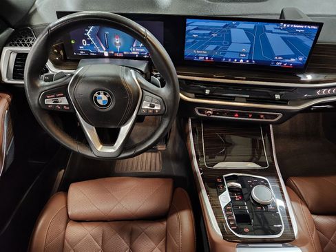 Used 2024 BMW X5 xDrive40i w/ Climate Comfort Package image 47