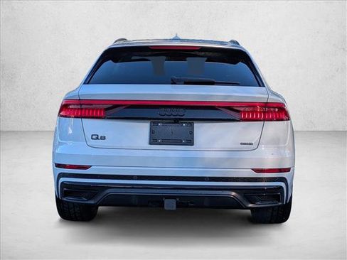 Used 2023 Audi Q8 Prestige image 7