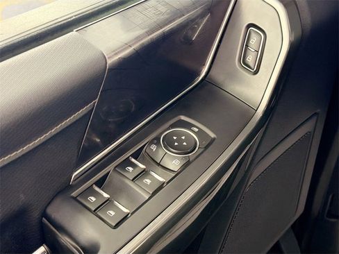 Used 2022 Ford F150 XLT w/ Equipment Group 302A High image 17