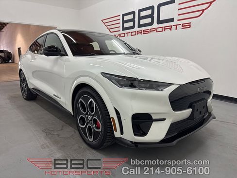 Used 2023 Ford Mustang Mach-E GT image 1