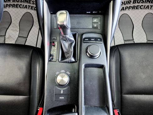 Used 2017 Lexus IS 200t w/ Premium Package RWD image 26
