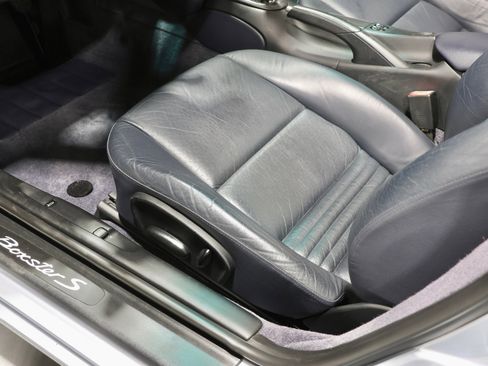 Used 2001 Porsche Boxster S image 70