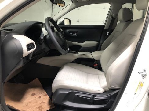 New 2026 Honda HR-V LX image 17