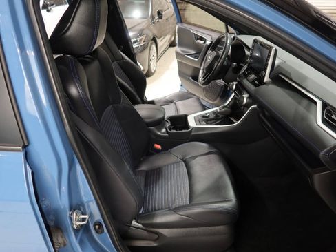 Used 2022 Toyota RAV4 XSE AWD/4WD image 13