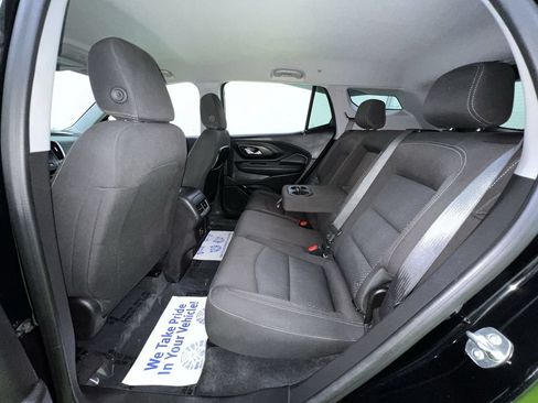 Used 2024 GMC Terrain SLE w/ Driver Convenience Package FWD image 26