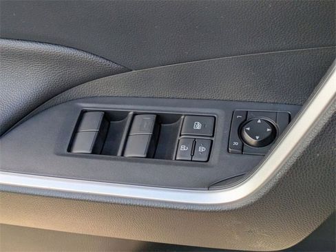 Used 2023 Toyota RAV4 LE image 12