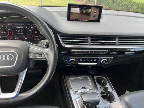 Used 2019 Audi Q7 3.0T Premium Plus w/ Premium Plus Package AWD/4WD image 32