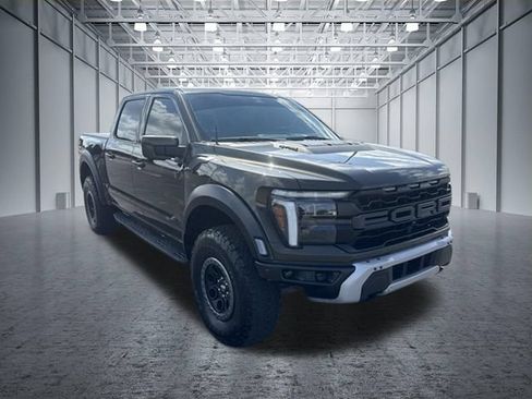 Used 2024 Ford F150 Raptor AWD/4WD image 7