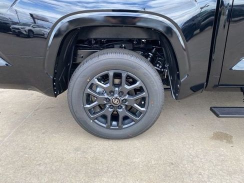 New 2026 Toyota Tundra Platinum image 28