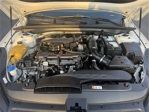 Used 2022 Kia K5 GT-Line FWD image 13