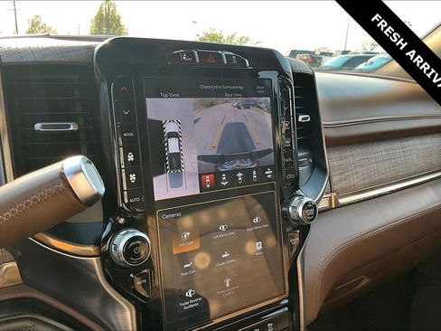 Used 2022 RAM 3500 Limited AWD/4WD image 17