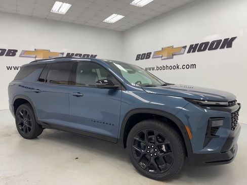 New 2026 Chevrolet Traverse RS image 3