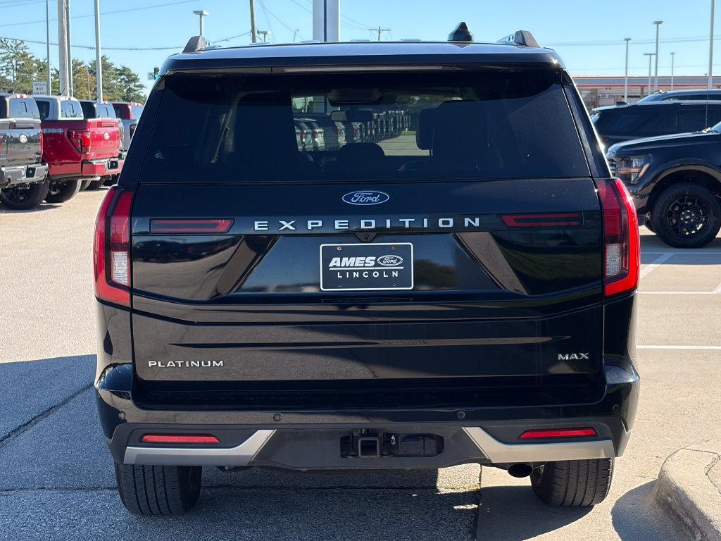 Used 2025 Ford Expedition Max Platinum AWD/4WD image 5