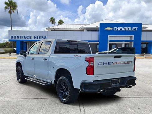 Used 2019 Chevrolet Silverado 1500 LT Trail Boss image 3