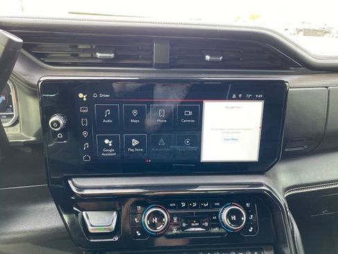 Used 2024 GMC Sierra 2500 AT4X image 18