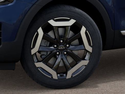 New 2025 Kia Telluride EX image 9