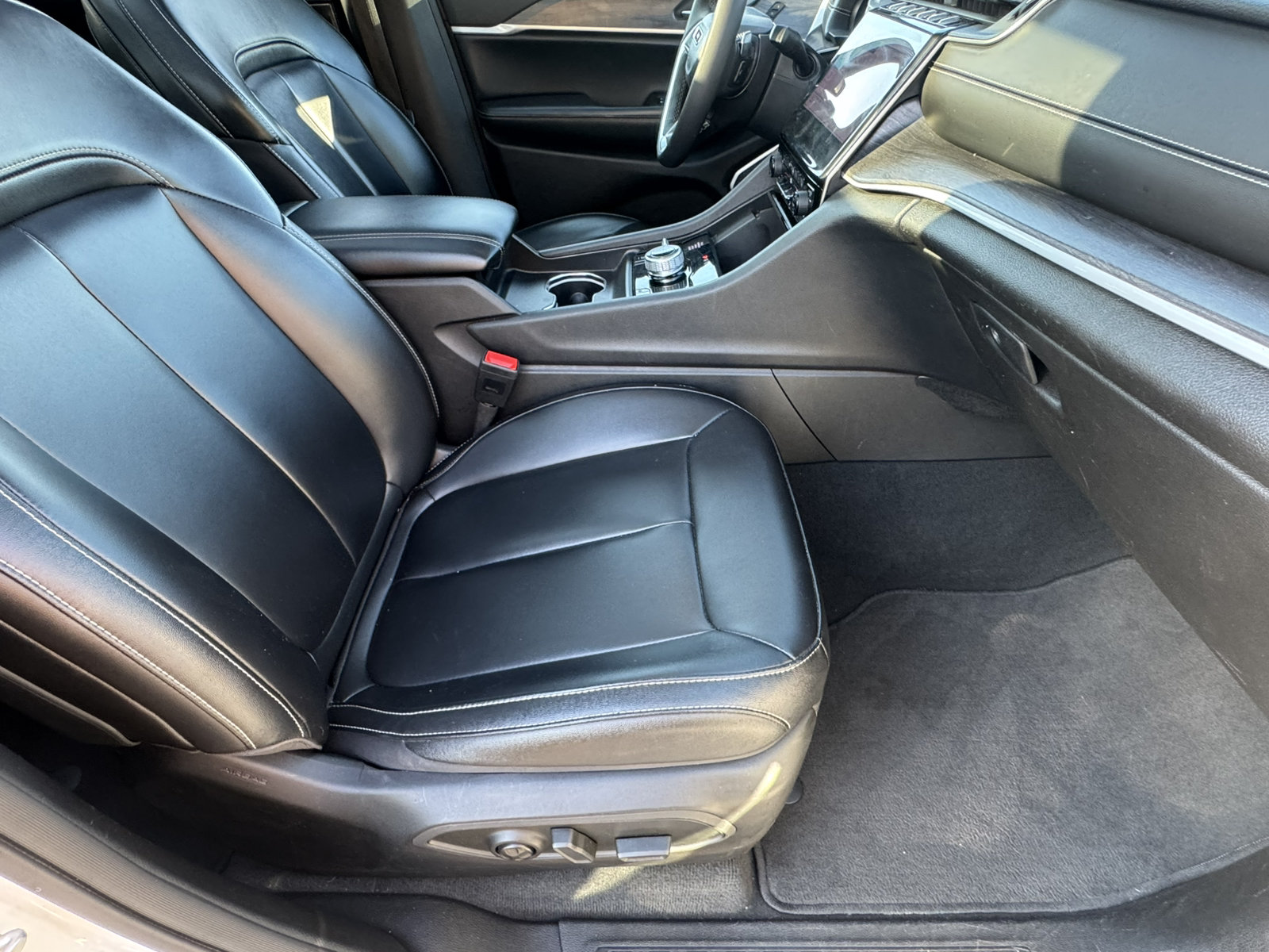 Used 2024 Jeep Grand Cherokee Limited 4xe AWD/4WD image 13