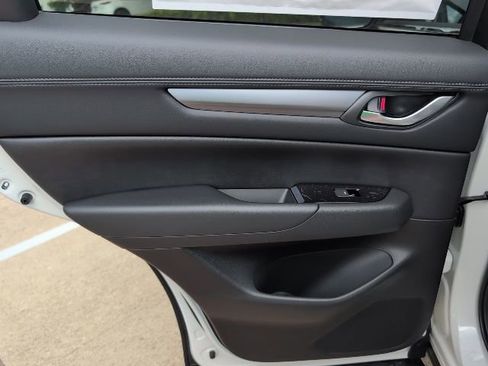 New 2025 MAZDA CX-5 AWD 2.5 S w/ Preferred Package image 9