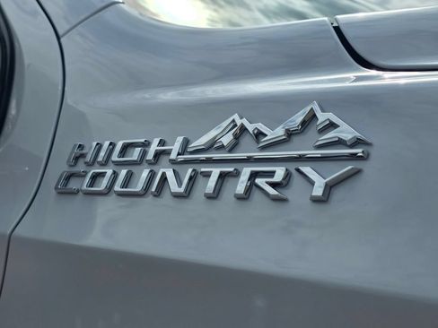 New 2026 Chevrolet Tahoe High Country AWD/4WD image 31