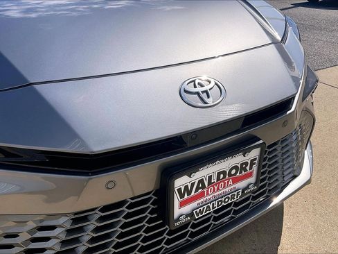 Used 2025 Toyota Camry XSE w/ Premium Plus Package image 35