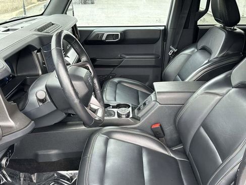 Used 2025 Ford Bronco Badlands AWD/4WD image 7