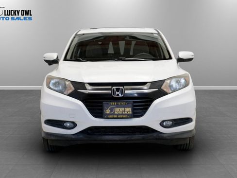 Used 2017 Honda HR-V EX image 3