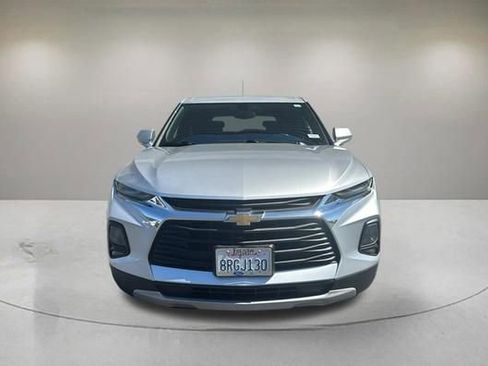 Used 2020 Chevrolet Blazer LT FWD image 2
