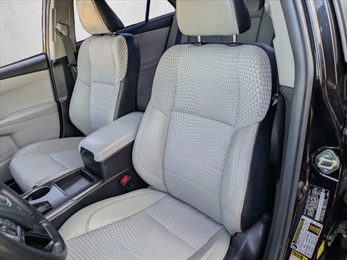 Used 2015 Toyota Camry SE image 15