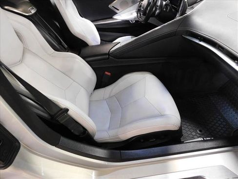 Used 2023 Chevrolet Corvette Stingray Preferred Conv w/ Z51 Performance Package RWD image 24