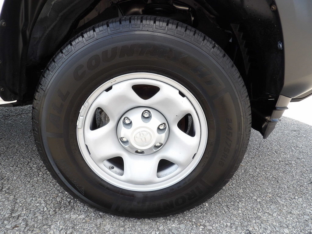 Used 2020 Toyota Tacoma SR RWD image 53