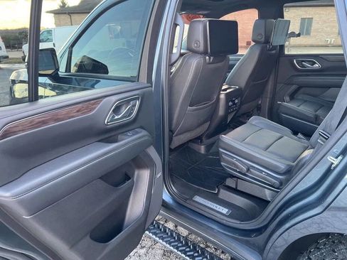 Used 2021 Chevrolet Tahoe Z71 w/ Z71 Off-Road Package image 43