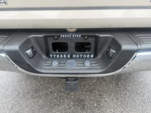 Used 2004 Toyota Tundra SR5 AWD/4WD image 46