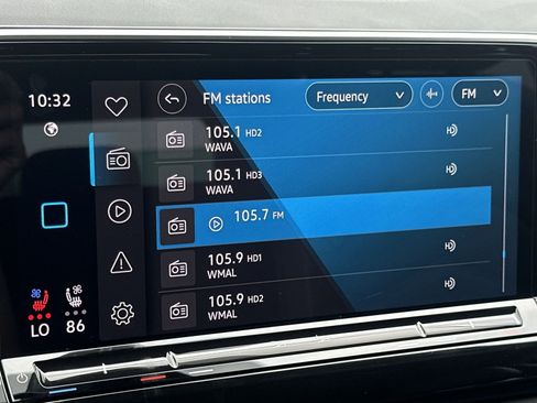 Used 2025 Volkswagen Atlas SE AWD/4WD image 26
