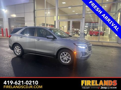 Used 2023 Chevrolet Equinox LT image 30