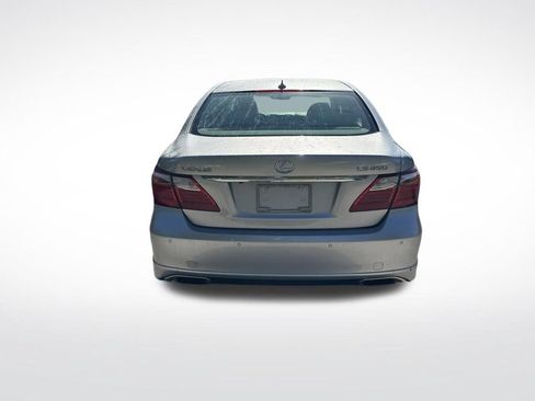 Used 2010 Lexus LS 460 RWD image 7