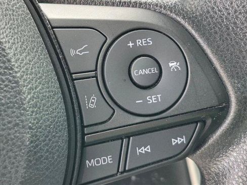 Used 2024 Toyota RAV4 XLE FWD image 10
