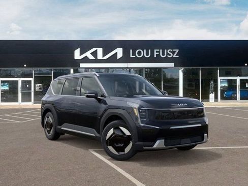 New 2026 Kia EV9 Wind image 8