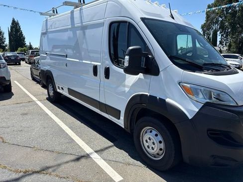 Used 2023 RAM ProMaster 2500 FWD image 2