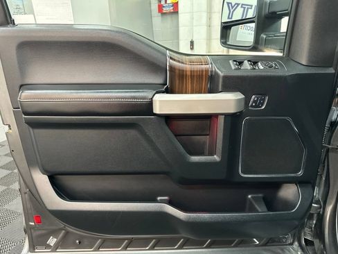 Used 2016 Ford F150 Lariat AWD/4WD image 17