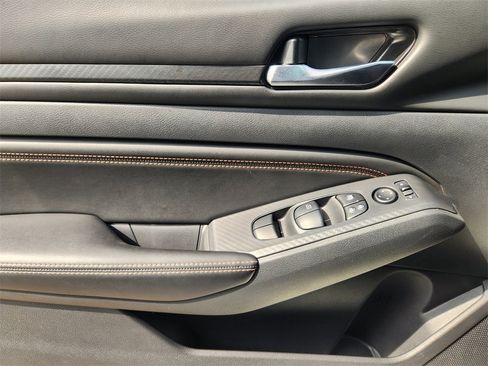 Used 2021 Nissan Altima 2.5 SR image 26