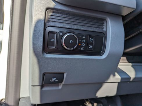 New 2025 Ford F450 XL w/ XL Chrome Package image 16