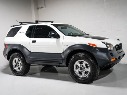 Used 1999 Isuzu VehiCROSS AWD/4WD image 1