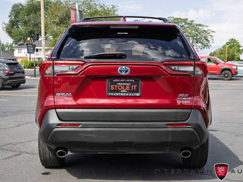 Used 2022 Toyota RAV4 XLE w/ Convenience Package AWD/4WD image 17