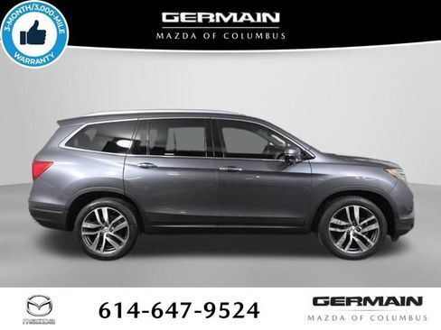 Used 2017 Honda Pilot Touring image 7