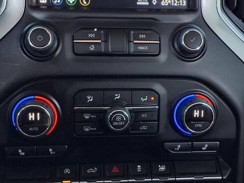 Used 2022 Chevrolet Silverado 1500 LT w/ Bed Protection Package image 15