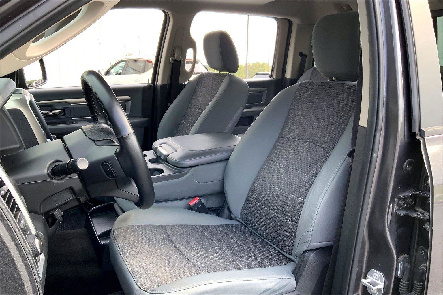 Used 2017 RAM 1500 Big Horn AWD/4WD image 22