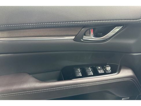 Certified 2025 MAZDA CX-5 Signature image 10
